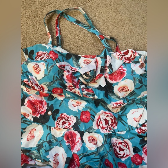 Amazon 3xl 2 pice swim - Picture 6 of 7